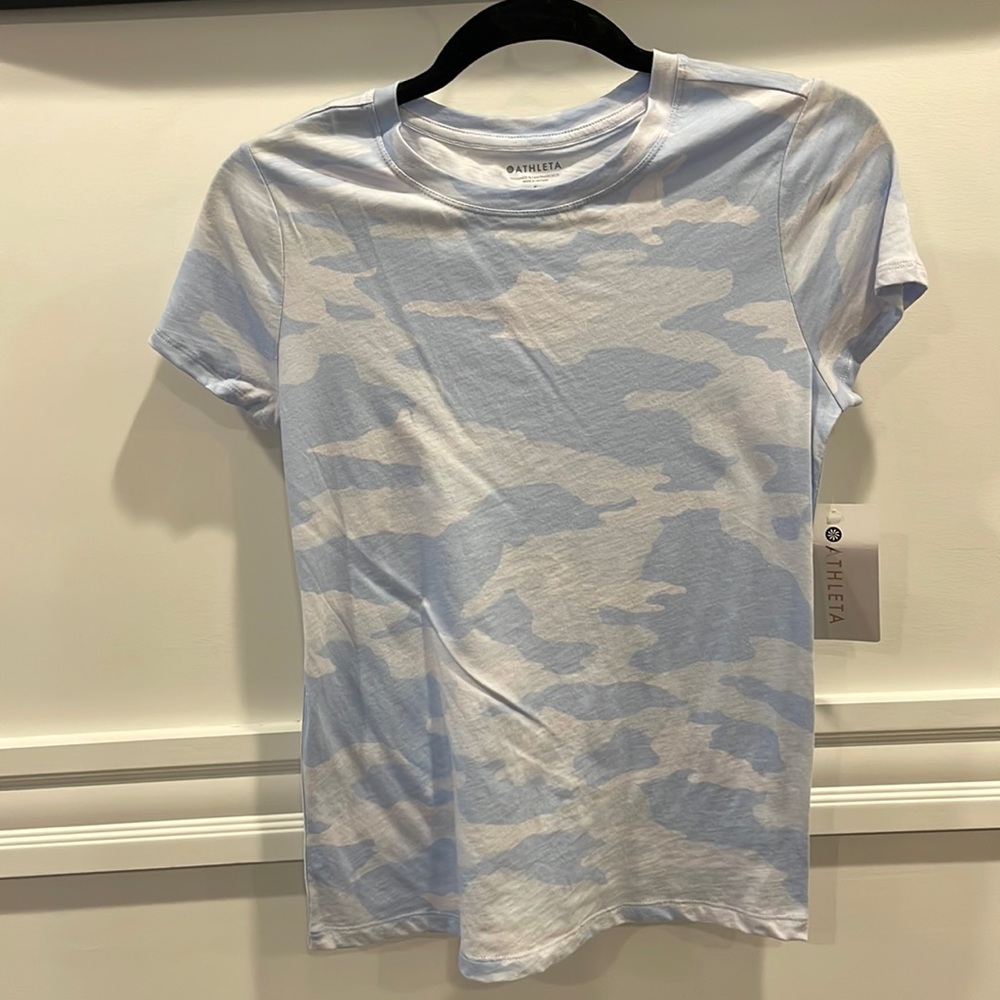 {Athleta} t shirt